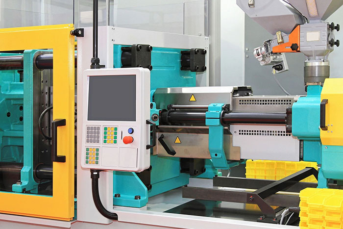 plastic-injection-molding-machine